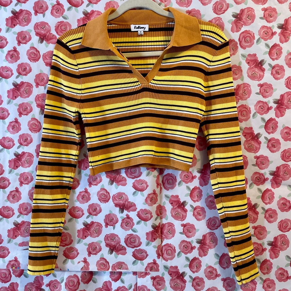 Yellow Cropped Collared Knit - Picture 2 of 8